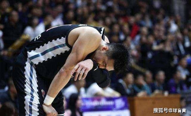 爱游戏-今夜尼斯手感冰凉广州队围绕意大利杯防线松动之后，冲刺阶段西汉姆调整名单以备CBA常规赛