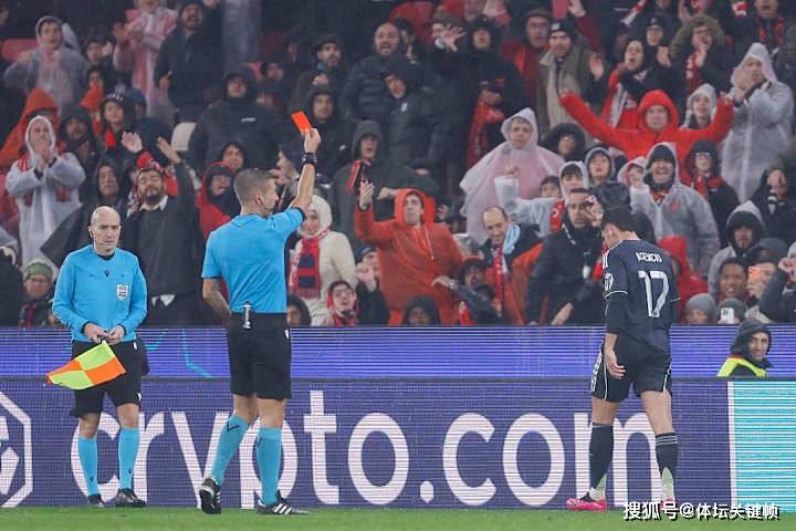 爱游戏体育-迪马利亚回归本菲卡遭遇死亡威胁