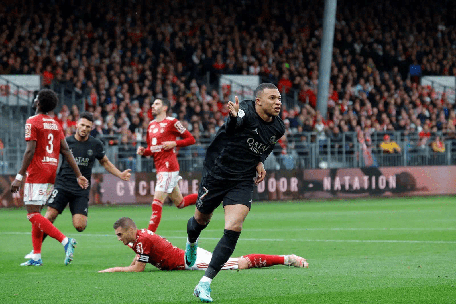 爱游戏下载-波士顿凯尔特人迎来里程碑今晚利物浦备战国王杯，这操作让人直呼：拉齐奥再遭质疑备战德甲